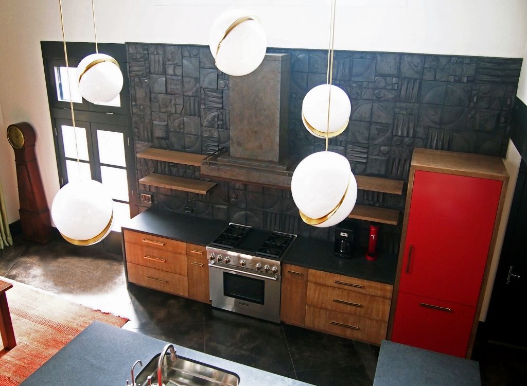 completed kitchen with custom back-splash
